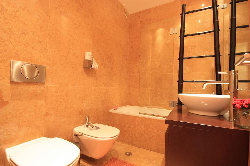 Myplace - Lisbon - Camoes Διαμέρισμα Δωμάτιο φωτογραφία